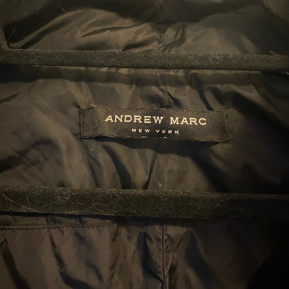 Great Condition Black Puffer Jacket - image 4